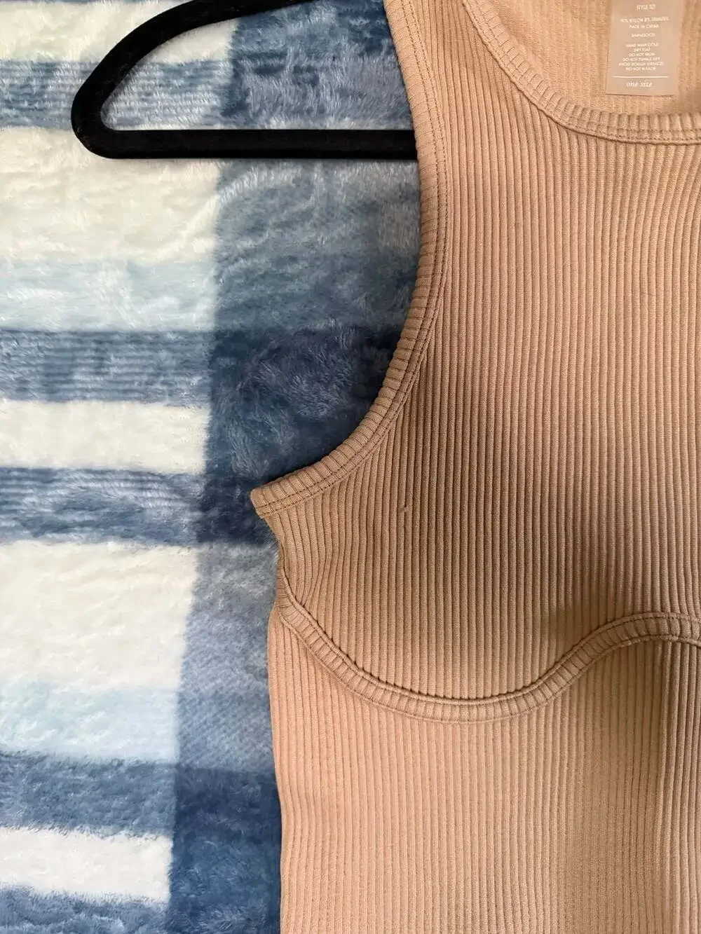 Dynamic Ribbed Sculpt Tank Top - Tan - Picture 3 of 6